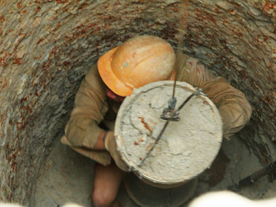 Nguy hiểm nghề đào giếng thuê