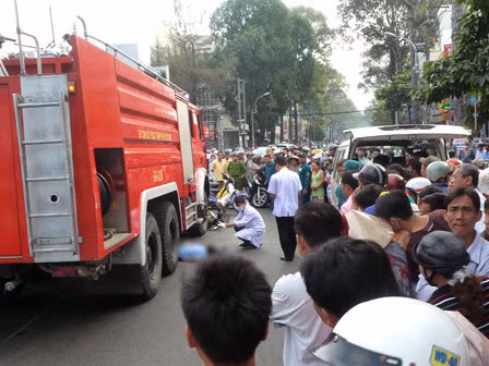 Xe cứu hỏa húc chết người