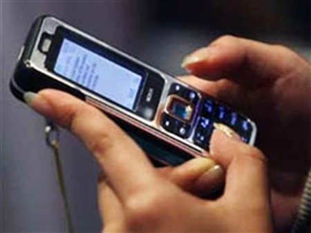 Cô giáo nhắn tin 'khủng bố' chủ tịch xã