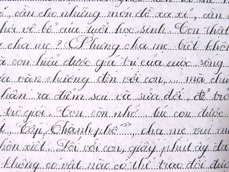 Cậu học trò viết chữ đẹp như in