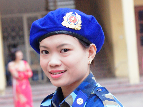 Kết bạn với lính
