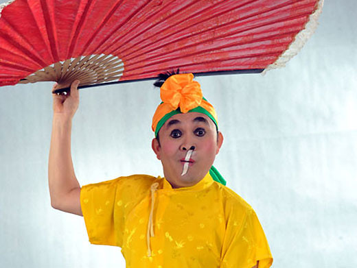 Xuân Hinh thực hiện ước mơ Hề chèo