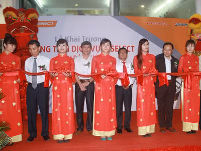 Khánh thành trung tâm dịch vụ lốp xe du lịch B-Select