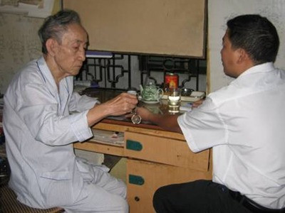 Lương y chữa bệnh không dùng thuốc