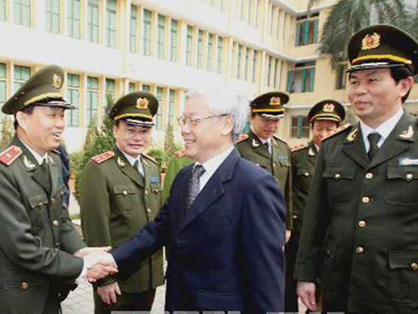 Xây dựng lực lượng CAND cách mạng, chính quy, tinh nhuệ