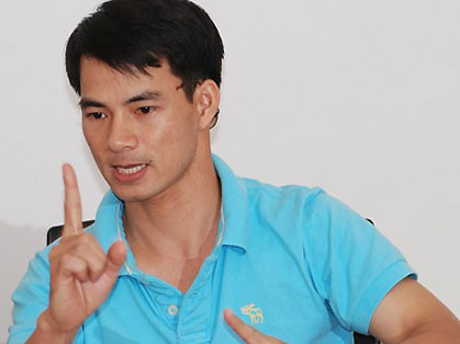 Hành động của hai nữ sinh và ý kiến anh Xuân Bắc