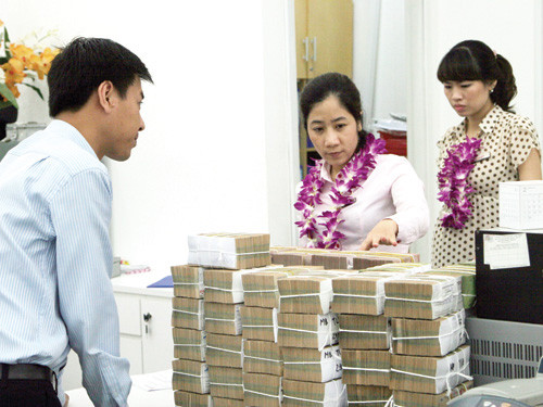 Xử lý các ngân hàng không chịu chia sẻ