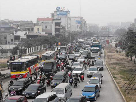 Ô tô giảm giá, bao giờ?