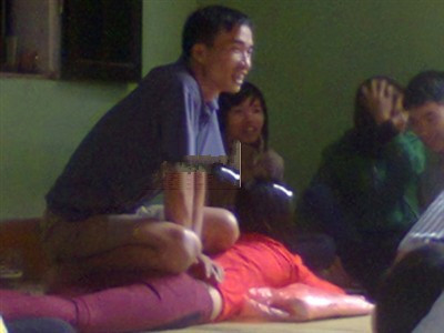 Thợ hàn tự xưng 'thần y' chữa bách bệnh