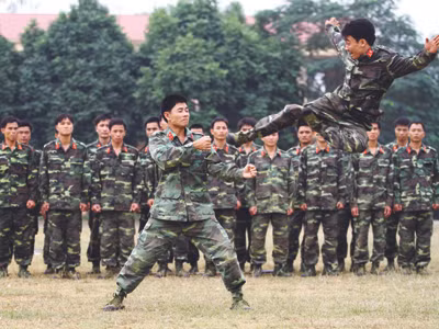 Xem lính đặc nhiệm luyện tập