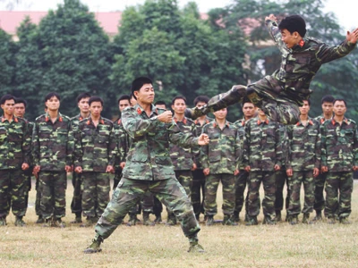 Xem lính đặc nhiệm luyện tập