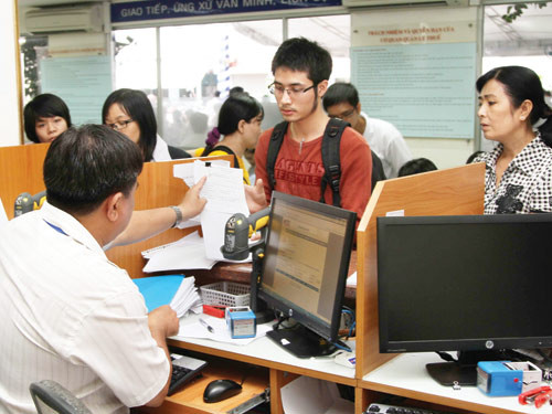 Siêu sao 'lao xao' thuế thu nhập cá nhân