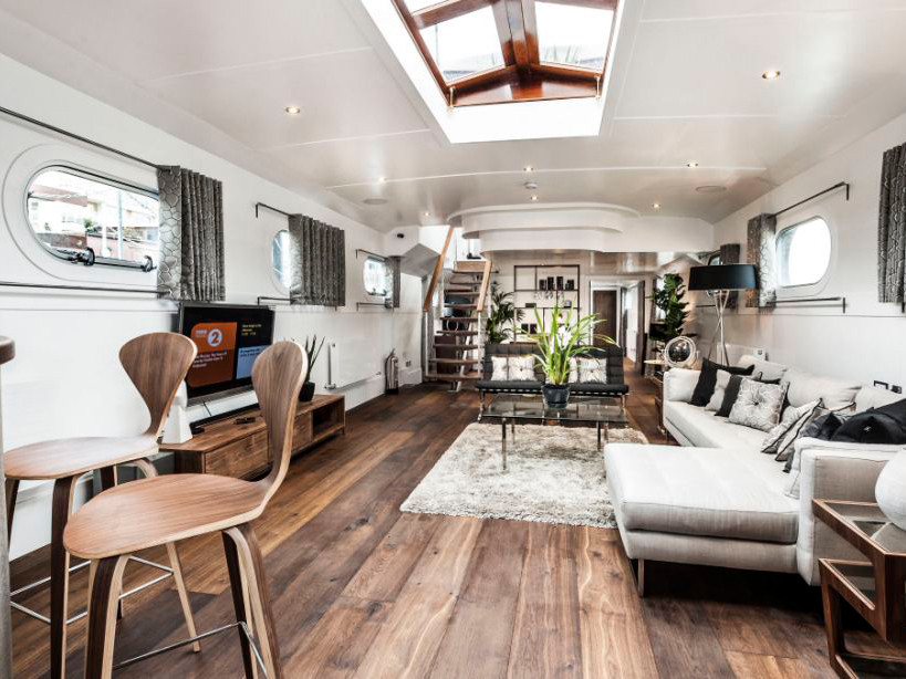 Độc đáo nhà thuyền trên sông Thames giá 1,7 triệu bảng