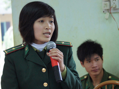 Thiếu úy Đào Phương Thảo chia sẻ kinh nghiệm