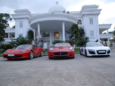 Thú chơi siêu xe của chồng sắp cưới Ngọc Thạch