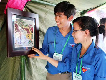 Khởi động Festival Sáng tạo trẻ 2012