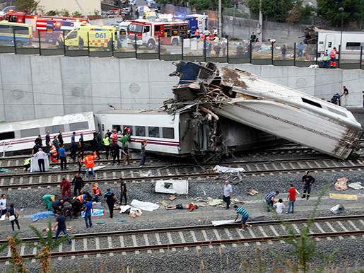 78 người chết, lái tàu thú nhận chạy quá nhanh