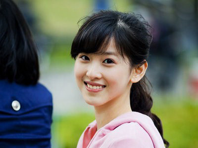 Tìm hiểu 'Cô bé trà sữa' hot nhất Trung Quốc?