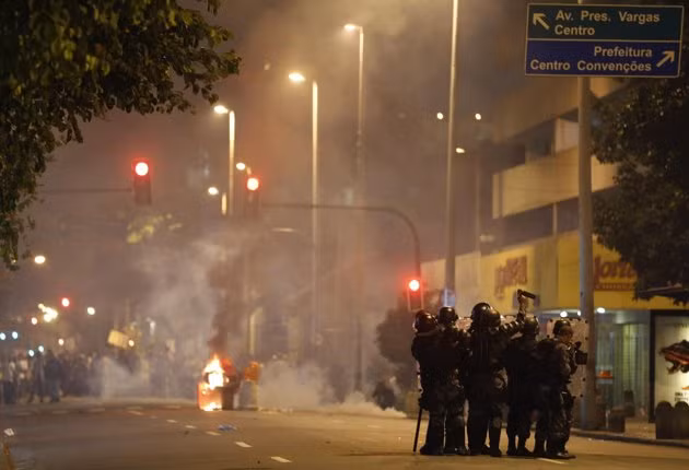 FIFA bác bỏ thông tin hoãn Confed Cup 2013