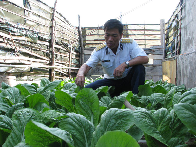 Chủ tịch huyện đảo Trường Sa và nỗi đau vợ con bệnh nặng