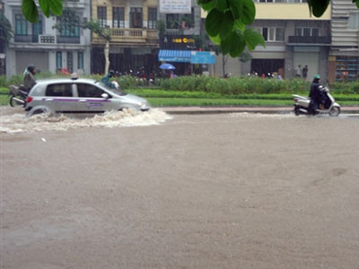 Đề phòng thủy kích khi xế hộp lội nước