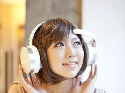 Tai nghe Mico - Chỉnh bài hát theo tâm trạng