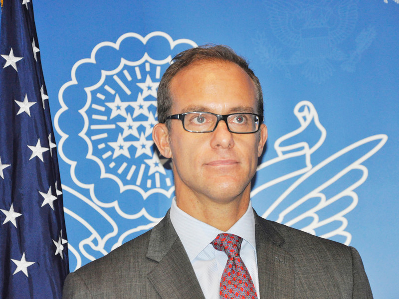 Ông Demetrios Marantis tại cuộc họp báo ngày 24-2 Ảnh: Đại Phượng