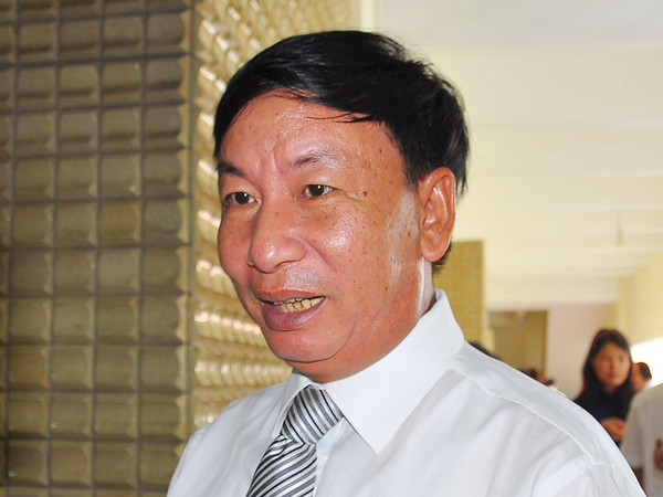 Nghiêm túc kiểm điểm việc đẩy tiểu thương ra đường