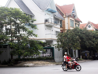 Nhà đất cuối năm càng giảm giá càng ế