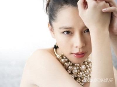 Từ Nhược Tuyên chia tay bồ trẻ triệu phú