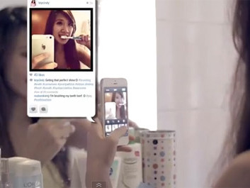 'Sốt' clip hài hước về nghiện chụp ảnh của giới trẻ