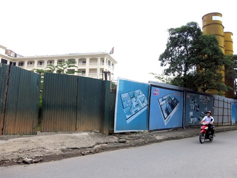 Tháp Doanh nhân sau 2 năm khởi công không phép