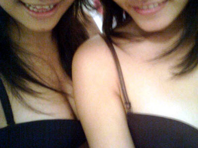 Hoảng hốt “đời tư” thành… của chung