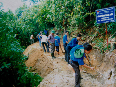Bản lĩnh thương trường & chỗ dựa cho dân lúc hoạn nạn, gian khó