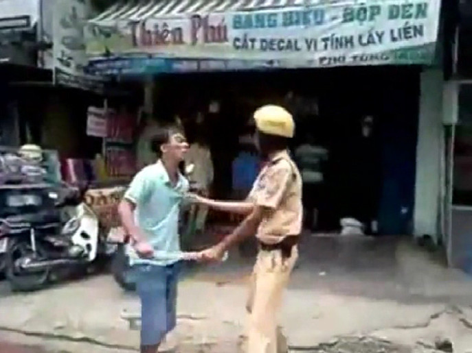 Tạm đình chỉ công tác CSCĐ tấn công CSGT