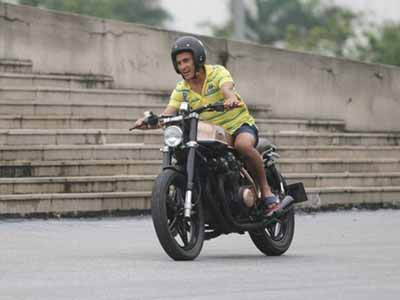 Đốt hơn trăm triệu đồng chỉ để nghe tiếng gầm mãnh thú