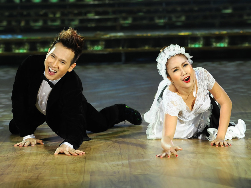 Bước Nhảy Hoàn Vũ mà ngỡ 'Cặp đôi hoàn hảo'