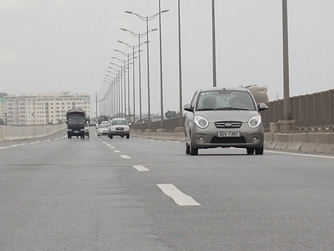 Đường nứt, vẫn đề nghị thưởng 180 tỷ đồng: Dư luận thêm bức xúc