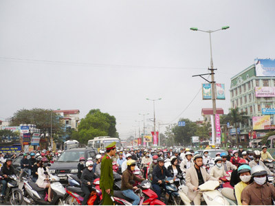 Xem xét cấm xe vào khu vực hồ Hoàn Kiếm