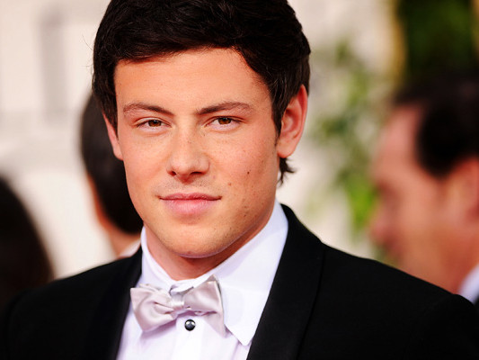 Ngôi sao phim Glee đột tử vì sốc thuốc?