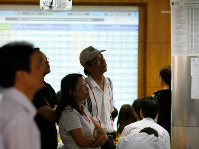 Sẽ kiểm tra 20 công ty có ngân hàng đứng sau