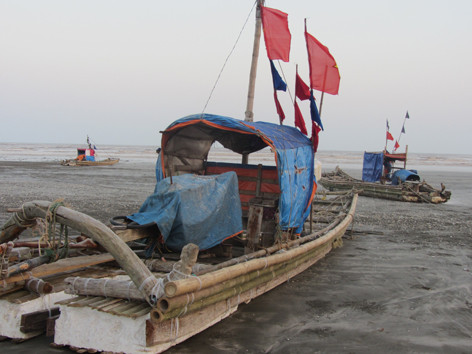 Trở lại làng Lốc