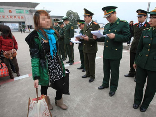 Ký ức kinh hoàng của nữ sinh trở về từ 'động quỷ’