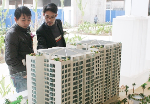 Căn hộ ở Hà Nội rầm rộ bung hàng