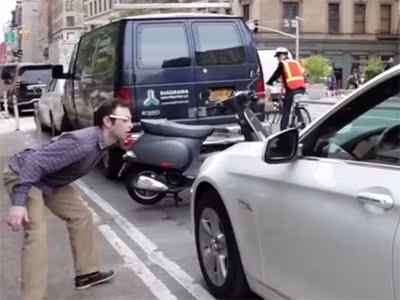 Clip hài về quay phim trên Google Glass