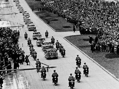 108 phút vượt qua nghìn thế kỷ