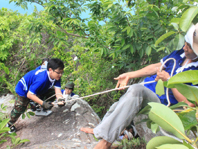 Độc đáo học, chơi hè