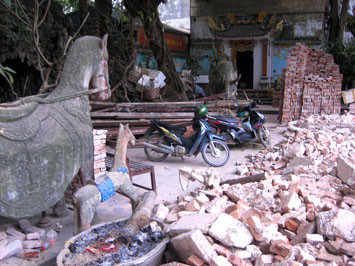 Trùng tu kiểu hủy hoại