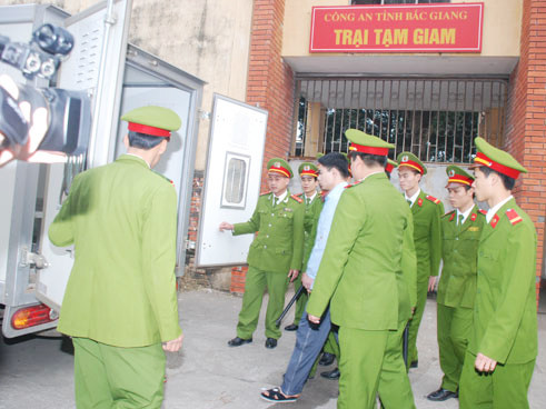 Nỗi ân hận của hoa khôi si tình mang án tử