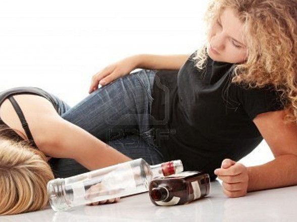 Nữ sinh bị phạt vì... quá tốt